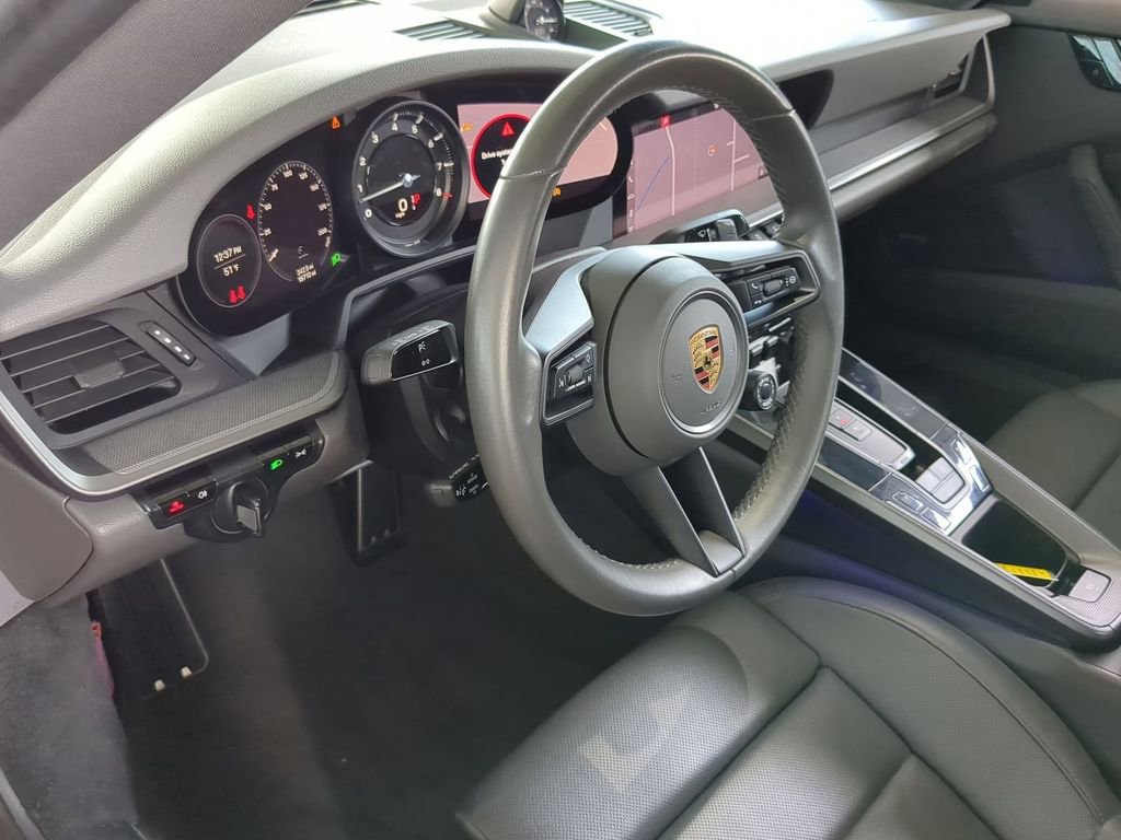 Used 2021 Porsche 911 Carrera w/ Premium Package image 18