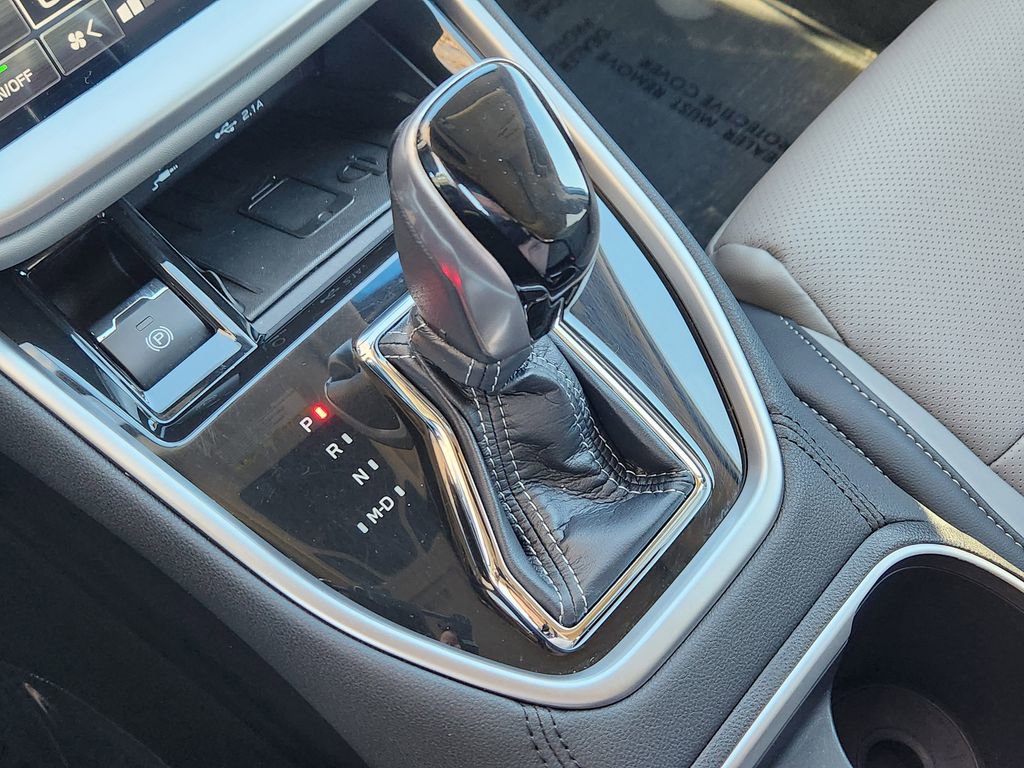 Used 2022 Subaru Outback Limited image 10