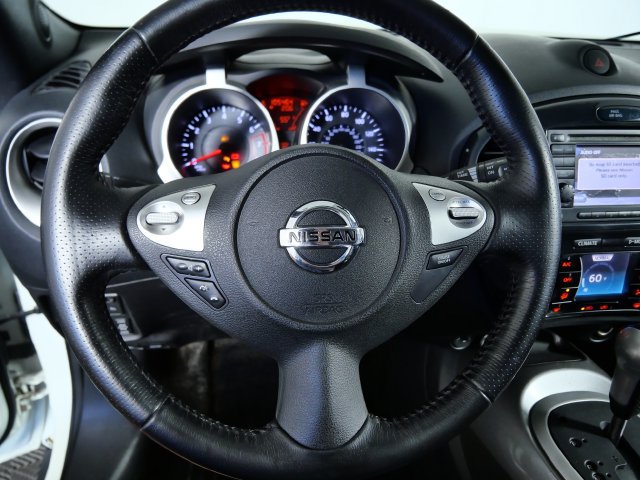 Used 2012 Nissan Juke SL AWD/4WD image 24