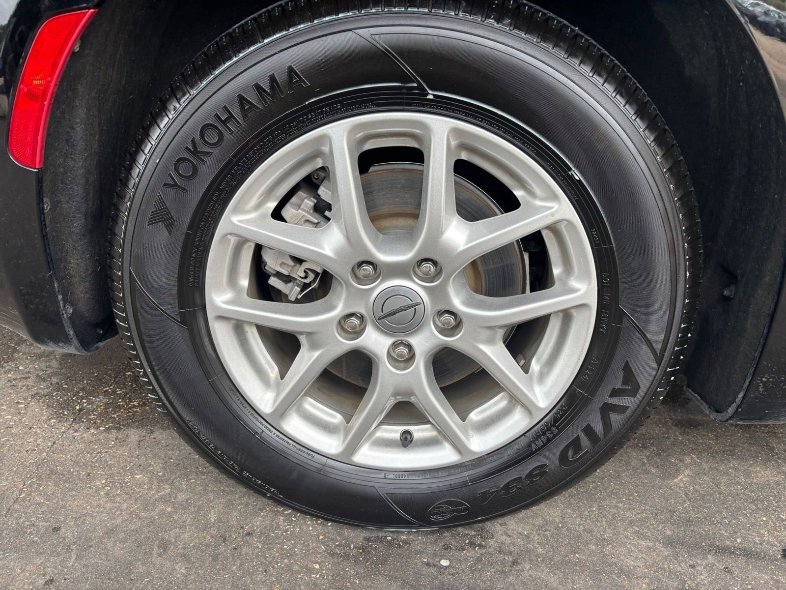 Used 2024 Chrysler Pacifica Touring-L image 30