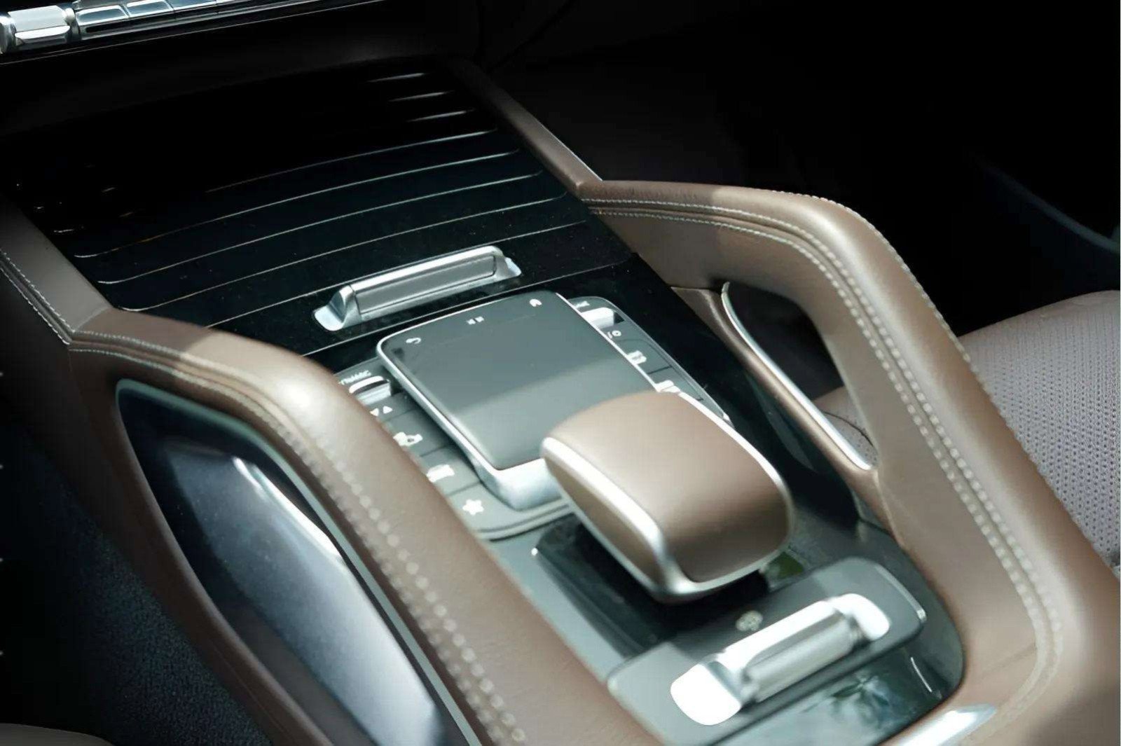 Used 2022 Mercedes-Benz GLS 450 4MATIC image 53