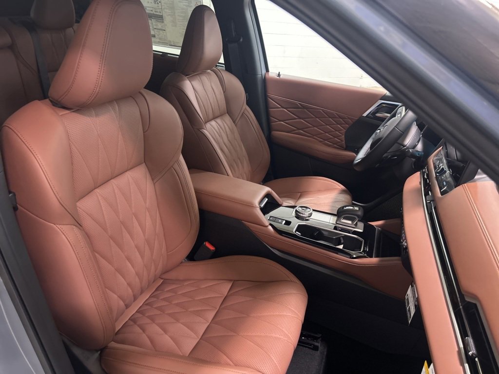 New 2025 Mitsubishi Outlander SEL image 12