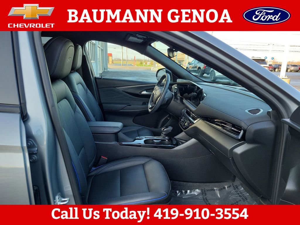 Used 2024 Buick Envista Sport Touring w/ Convenience I Package FWD image 12