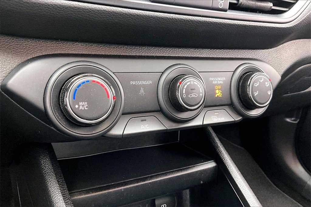 Used 2024 Kia Forte LXS w/ LXS Technology Package image 31