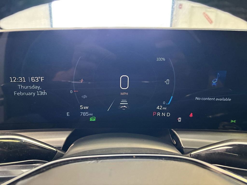 New 2025 Cadillac Lyriq Luxury image 11