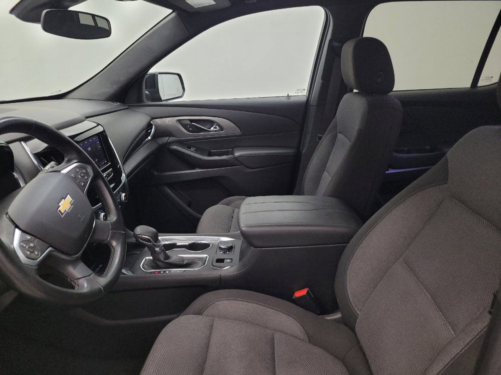 Used 2023 Chevrolet Traverse LT w/ LPO, Cargo Package AWD/4WD image 17