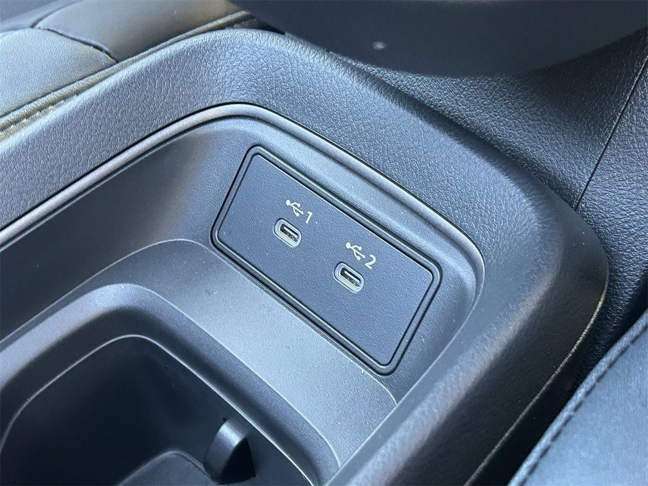 New 2026 Nissan Leaf SV+ w/ Illuminated Package FWD image 30