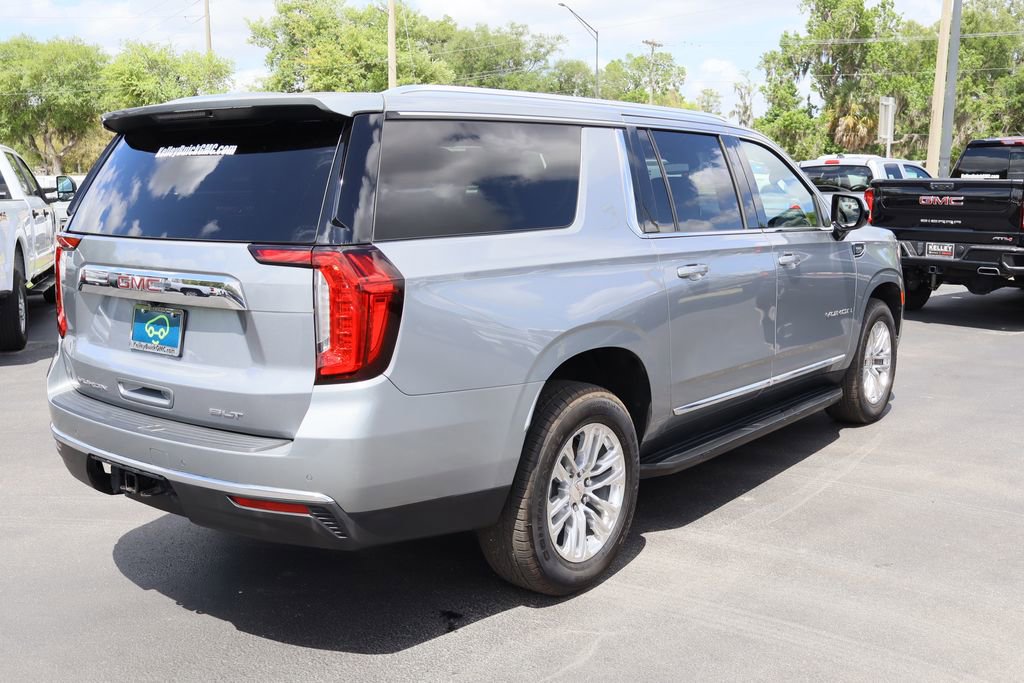 Certified 2023 GMC Yukon XL SLT w/ Max Trailering Package AWD/4WD image 9