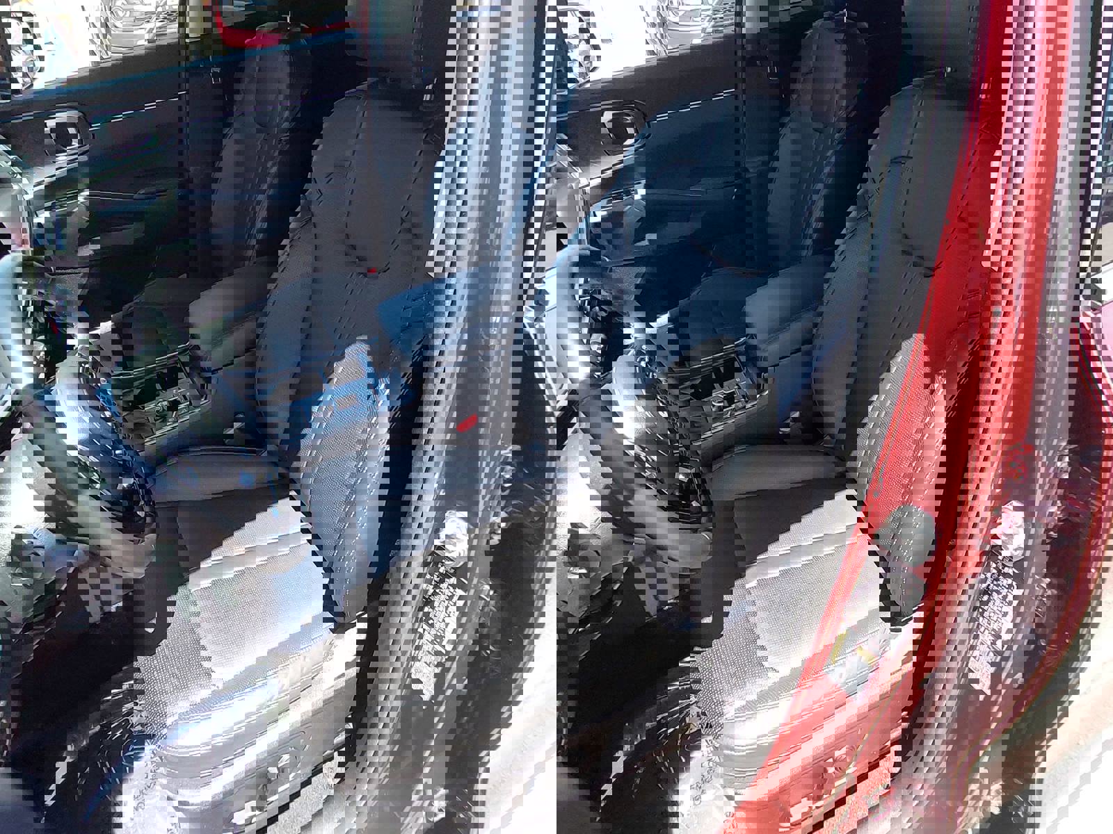 Used 2024 Kia Sorento S w/ Panoramic Sunroof Package FWD image 17