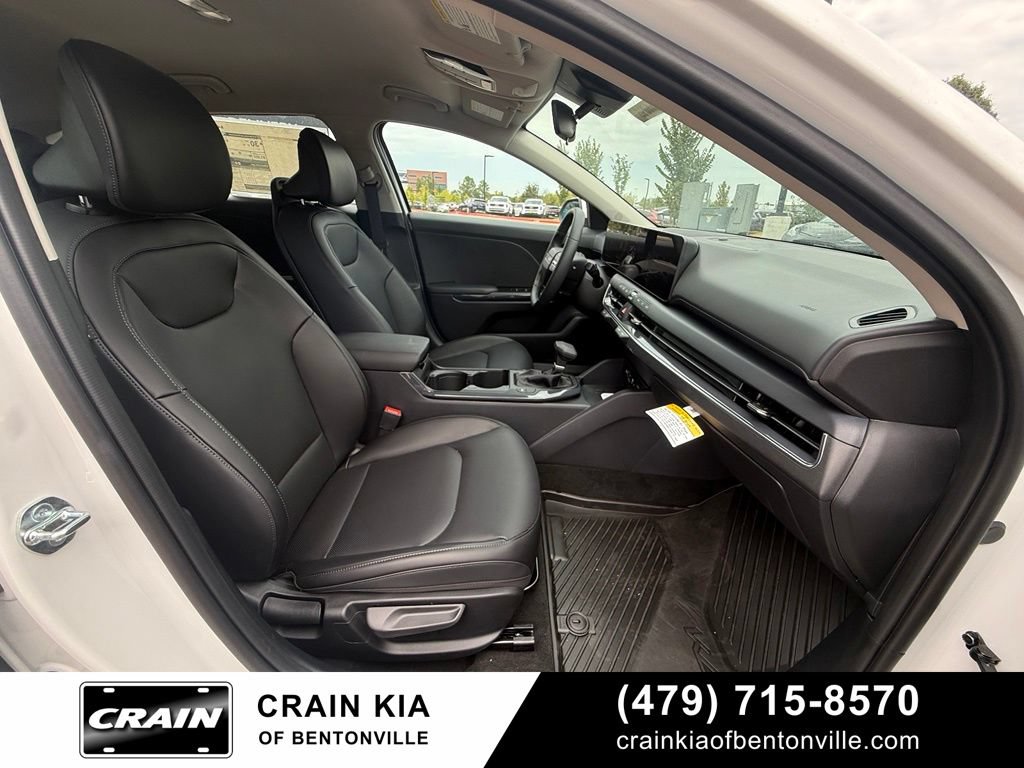 New 2026 Kia K4 EX FWD image 32