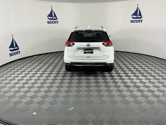 Used 2018 Nissan Rogue SV image 5