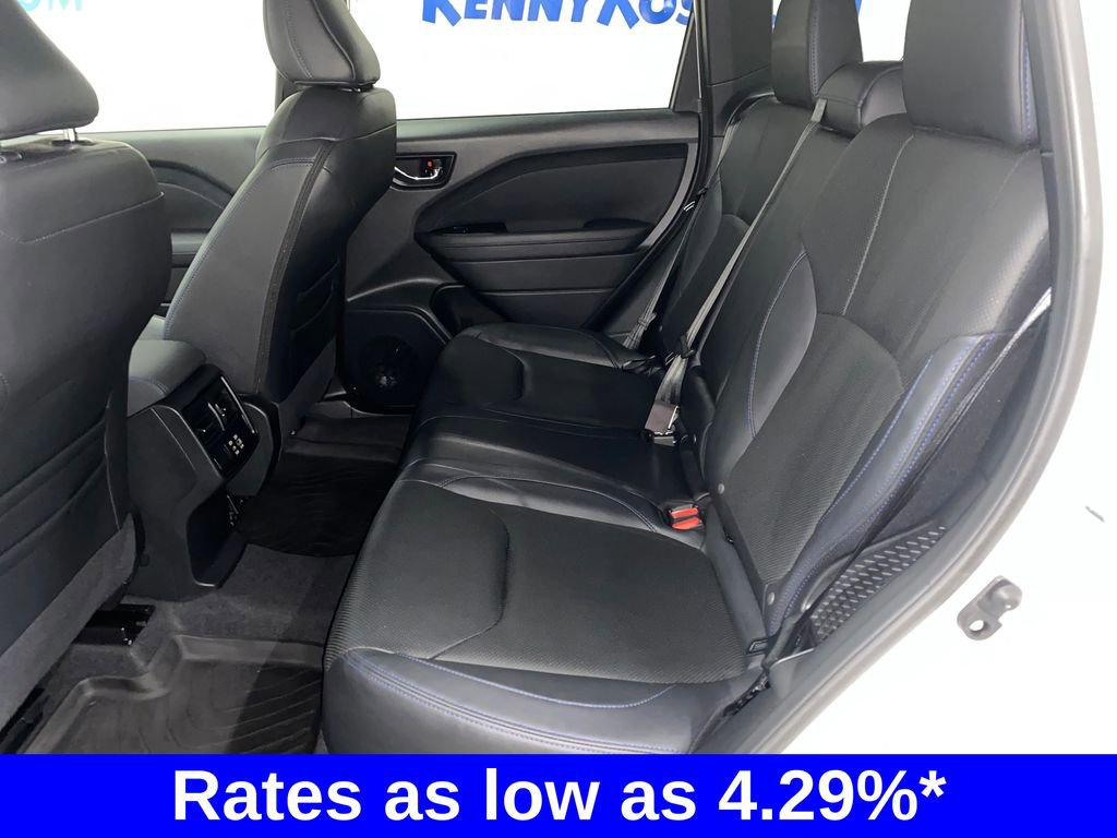 Used 2025 Subaru Forester Limited image 14