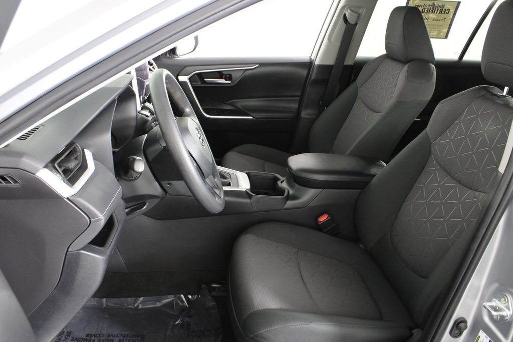 Used 2023 Toyota RAV4 XLE w/ Convenience Package FWD image 19