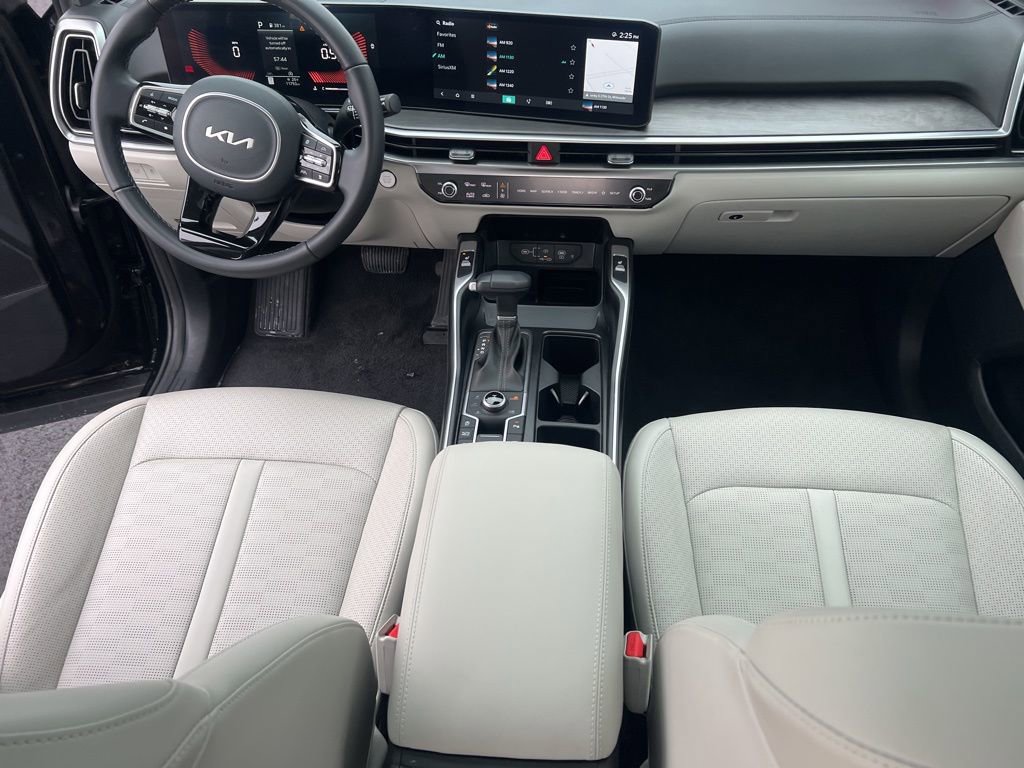 Certified 2025 Kia Sorento X-Line EX image 19