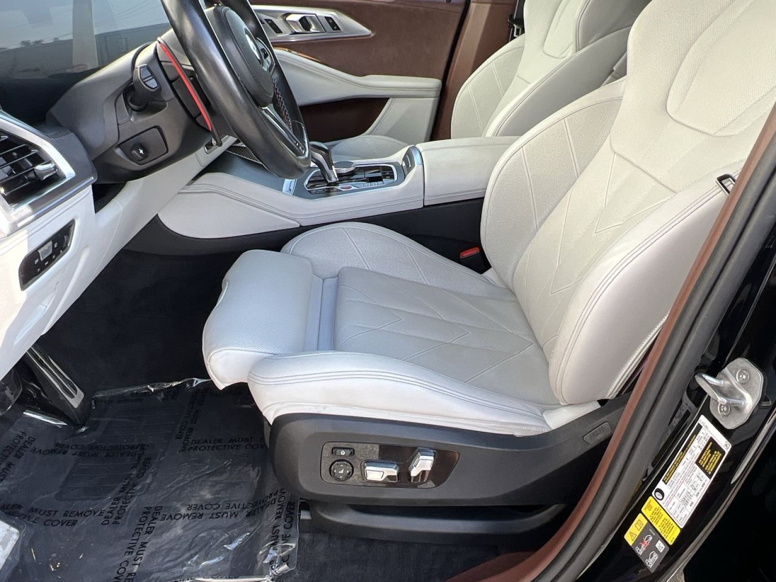 Used 2023 BMW XM w/ M Driver's Package AWD/4WD image 10