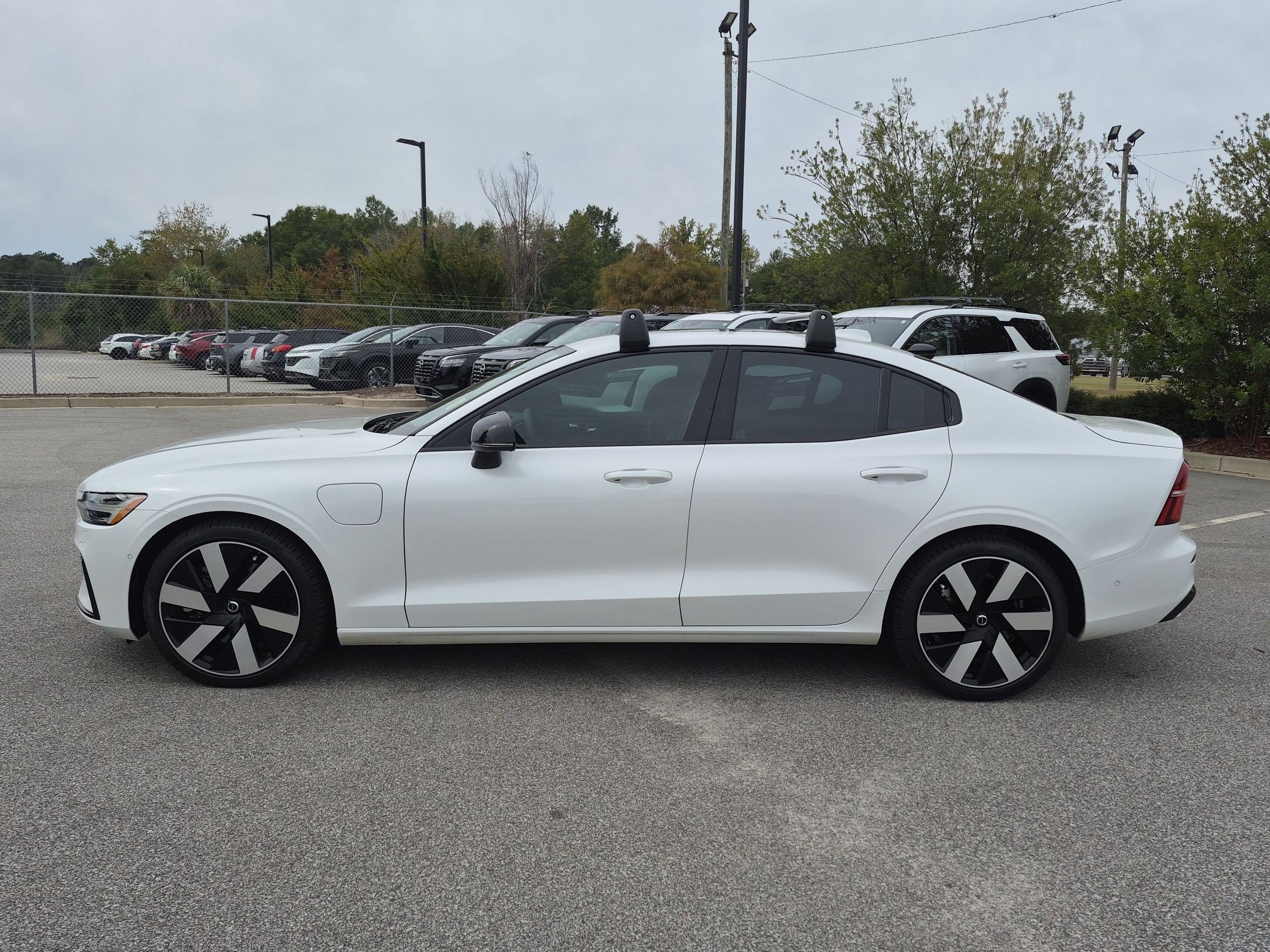 Used 2023 Volvo S60 T8 Plus w/ Climate Package AWD/4WD image 7