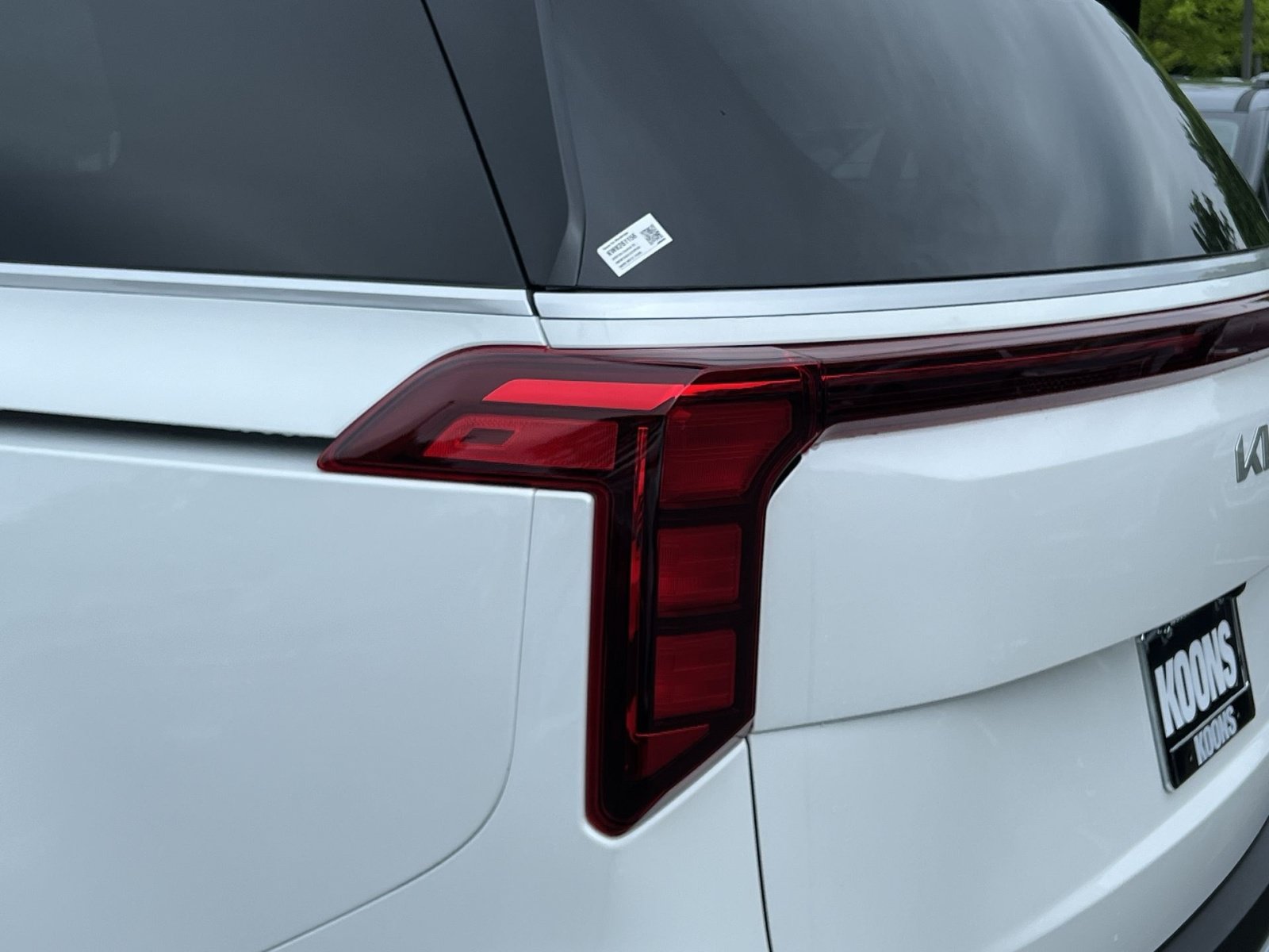 New 2026 Kia Carnival EX FWD image 22