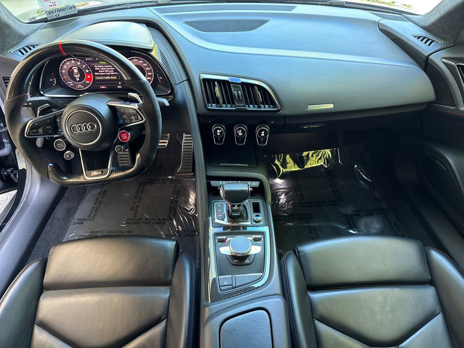 Used 2022 Audi R8 V10 w/ Premium Package RWD image 11
