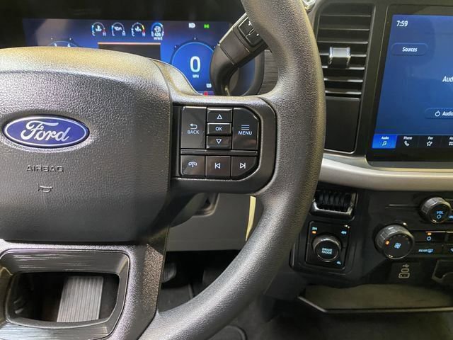 Used 2025 Ford F150 XLT image 31