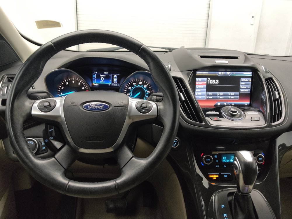 Used 2015 Ford Escape Titanium FWD image 22