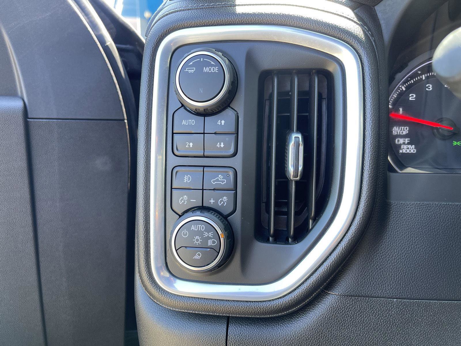 Used 2022 Chevrolet Silverado 1500 RST w/ All Star Edition Plus AWD/4WD image 18