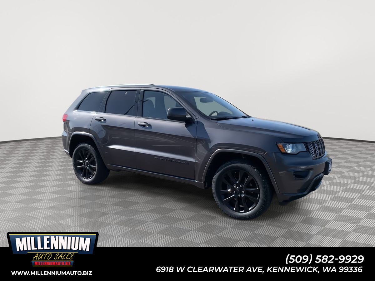 Used 2017 Jeep Grand Cherokee Altitude