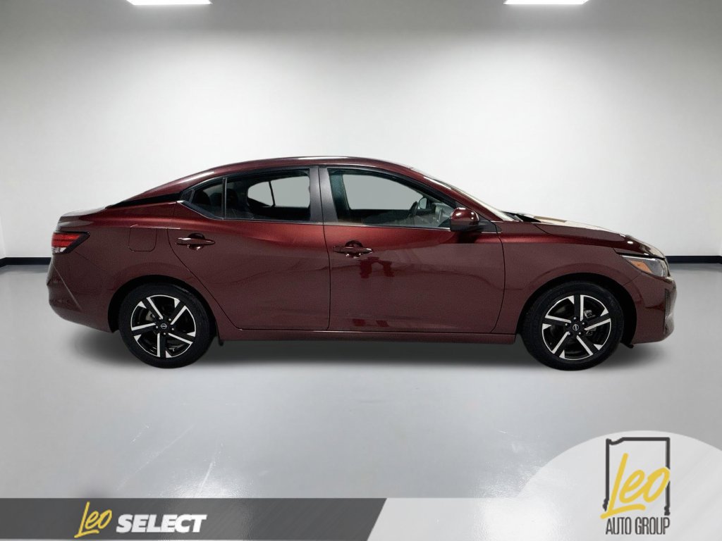 Used 2024 Nissan Sentra SV FWD image 6