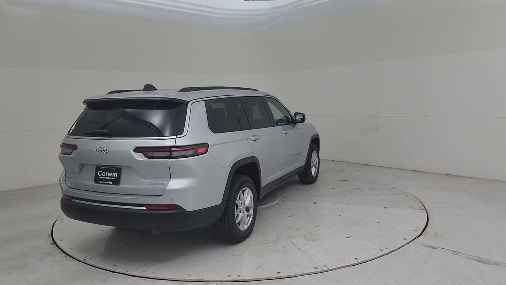 New 2025 Jeep Grand Cherokee L Laredo image 14