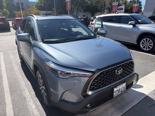 Certified 2024 Toyota Corolla Cross XLE w/ Convenience Package FWD image 1