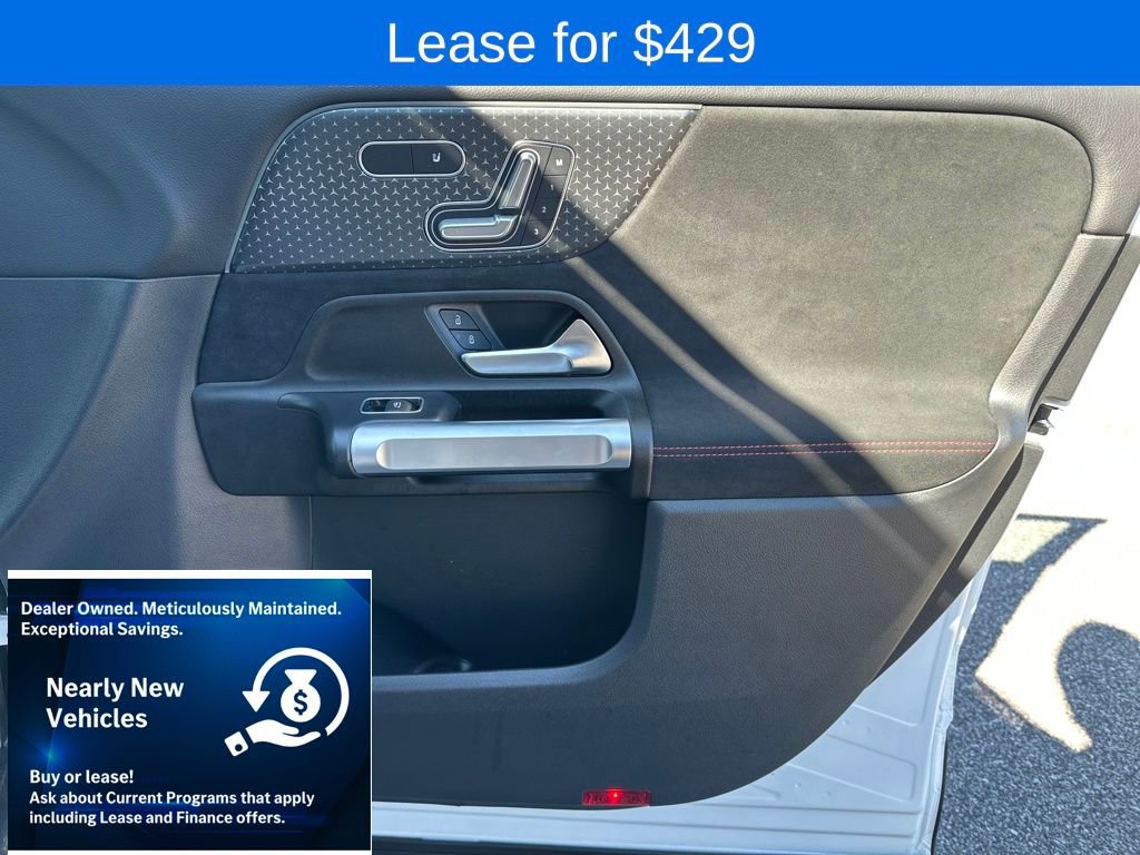 Used 2025 Mercedes-Benz GLB 250 GLB 250 image 34