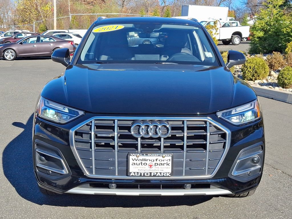 Used 2021 Audi Q5 2.0T Premium w/ Convenience Package image 2