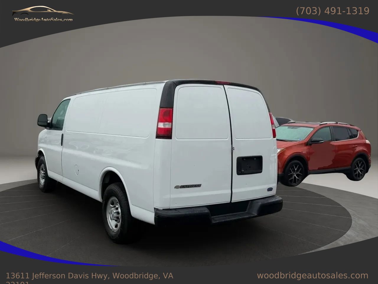 Used 2019 Chevrolet Express 2500 Van 3D w/ Communications Package image 7
