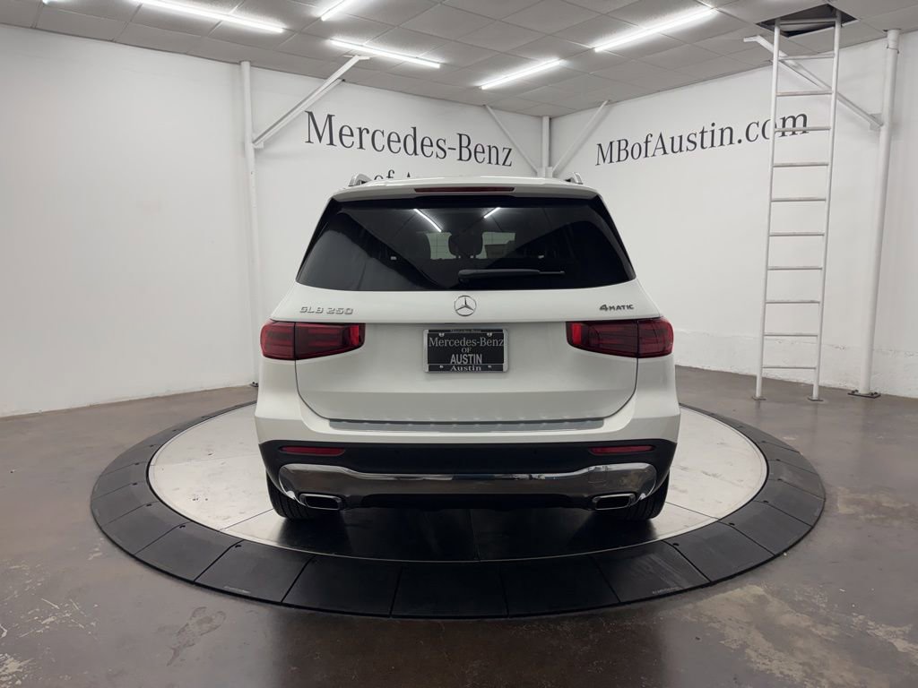 Used 2026 Mercedes-Benz GLB 250 GLB 250 image 6