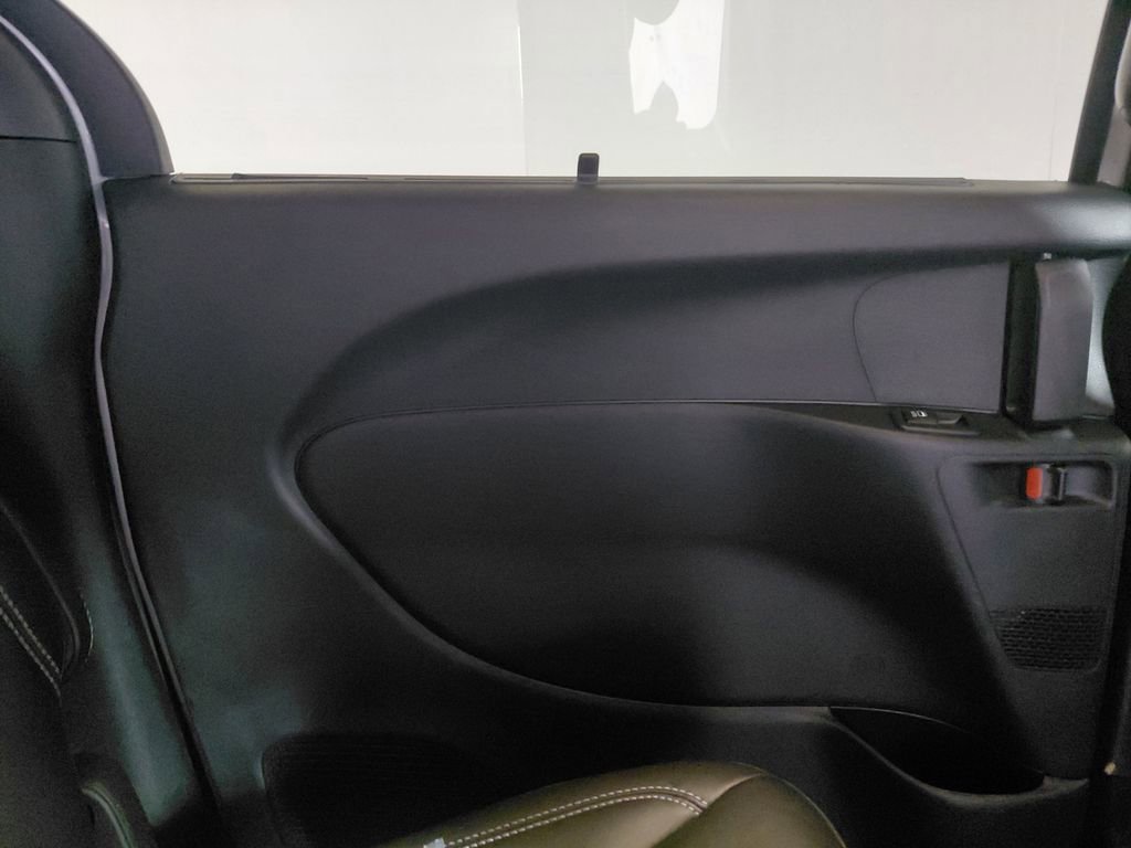 New 2026 Chrysler Pacifica Select AWD/4WD image 13