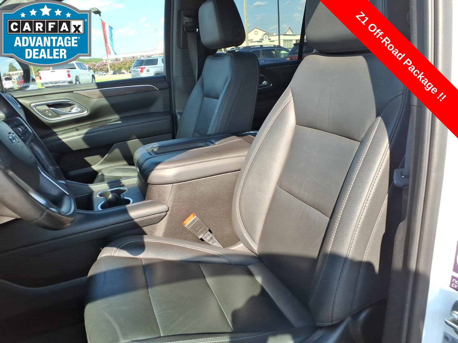 Used 2021 Chevrolet Tahoe Z71 w/ Z71 Off-Road Package AWD/4WD image 18