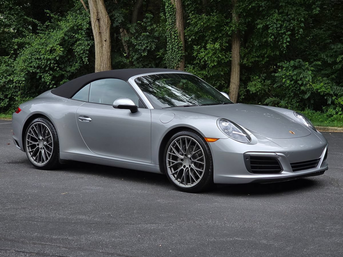 Used 2018 Porsche 911 Carrera RWD image 16
