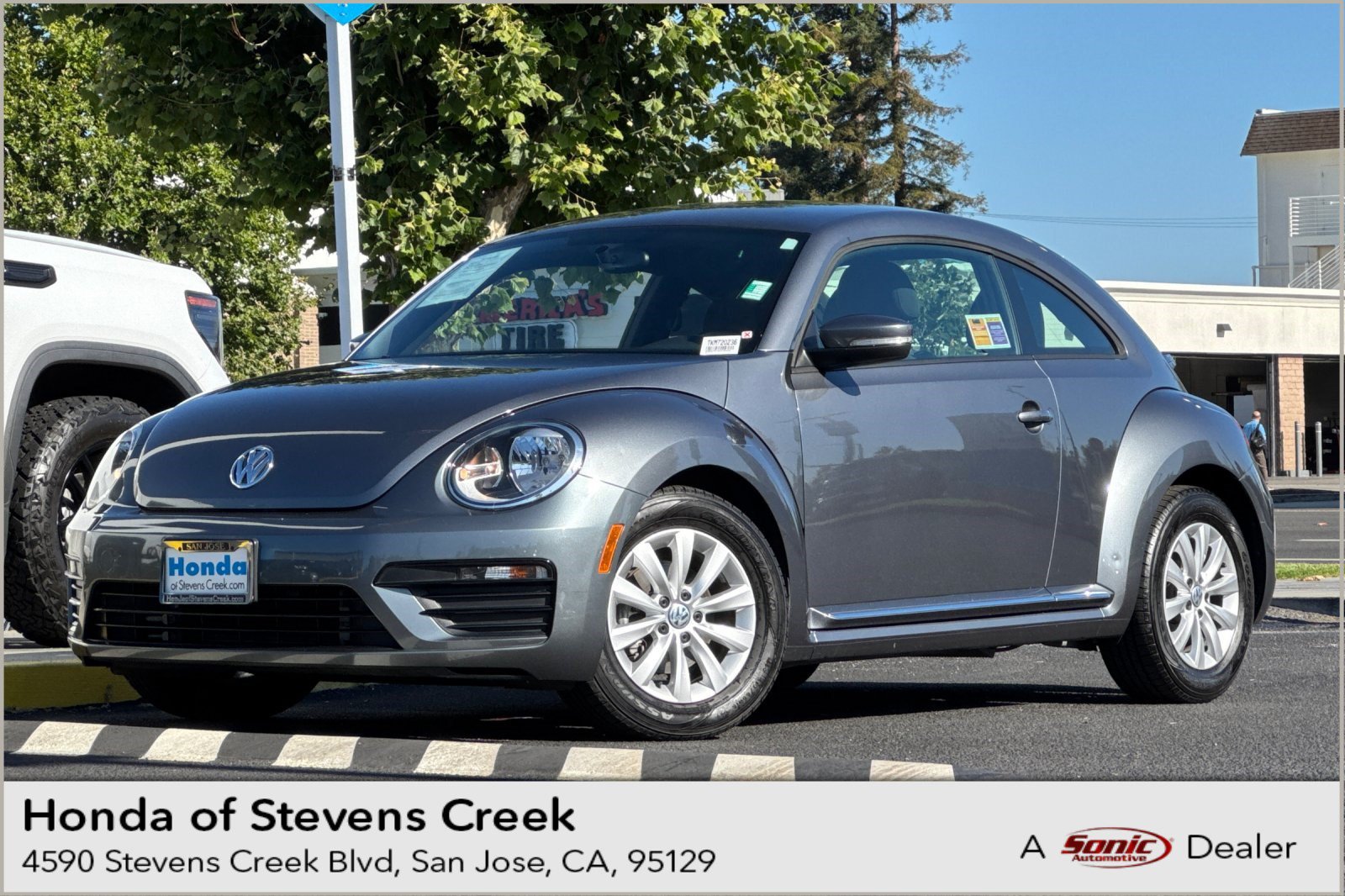 Used 2019 Volkswagen Beetle 2.0T S FWD image 1