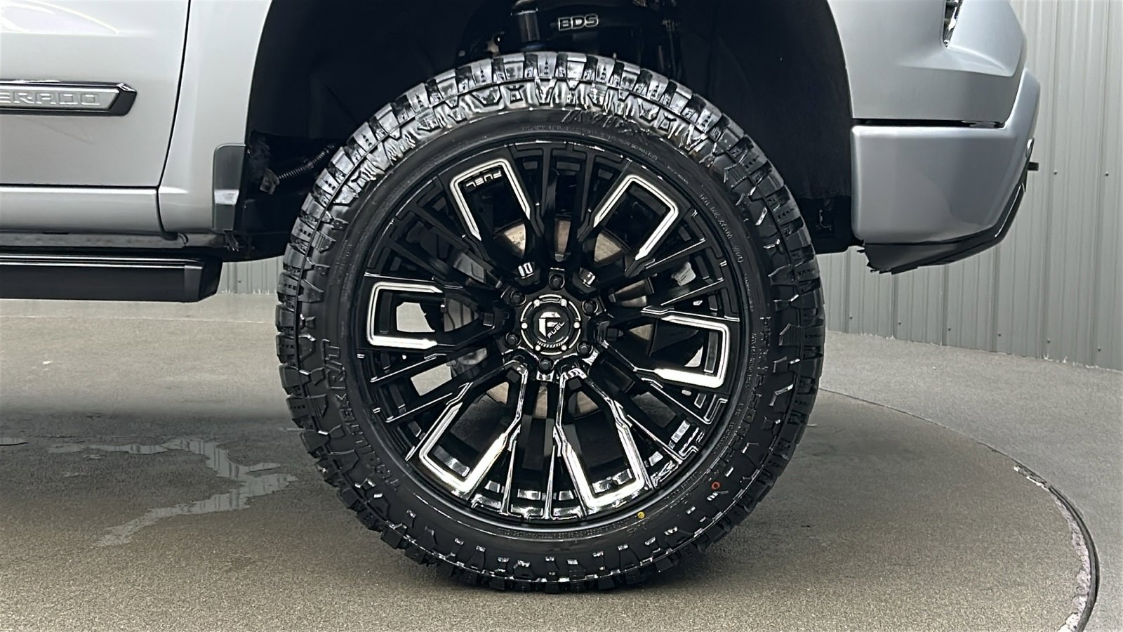 Used 2023 Chevrolet Silverado 1500 High Country w/ High Country Premium Package image 9