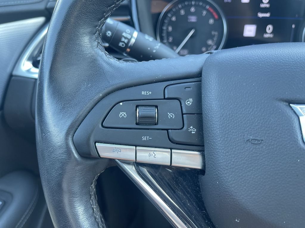 Used 2024 Cadillac XT6 Premium Luxury w/ Technology Package AWD/4WD image 11