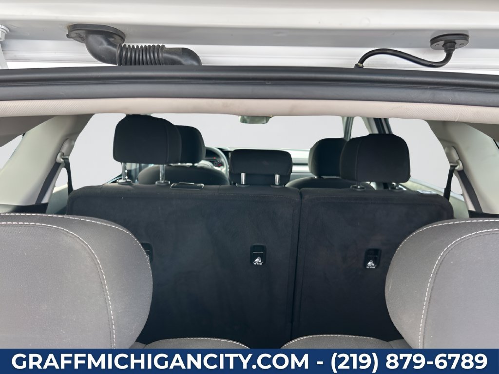 Used 2023 Kia Sorento LX FWD image 31