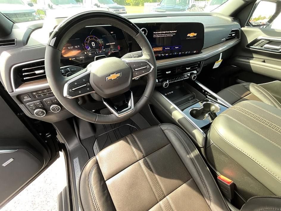 New 2026 Chevrolet Suburban High Country AWD/4WD image 26