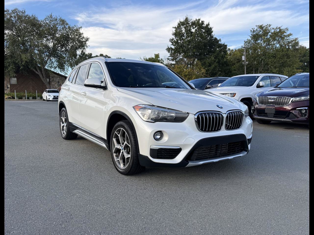 Used 2018 BMW X1 sDrive28i w/ Convenience Package FWD image 1