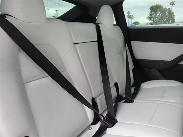 Used 2022 Tesla Model Y Performance image 22