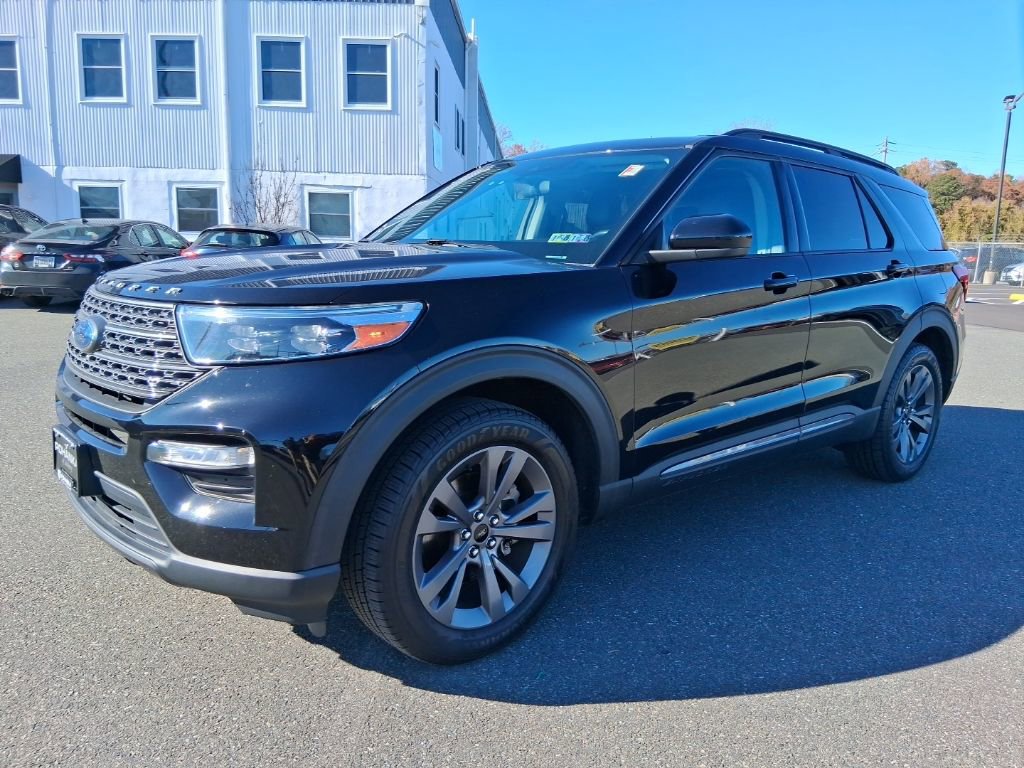 Used 2022 Ford Explorer XLT w/ Equipment Group 202A
