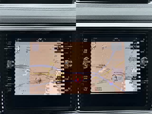 Used 2019 Volkswagen Atlas SEL Premium image 13