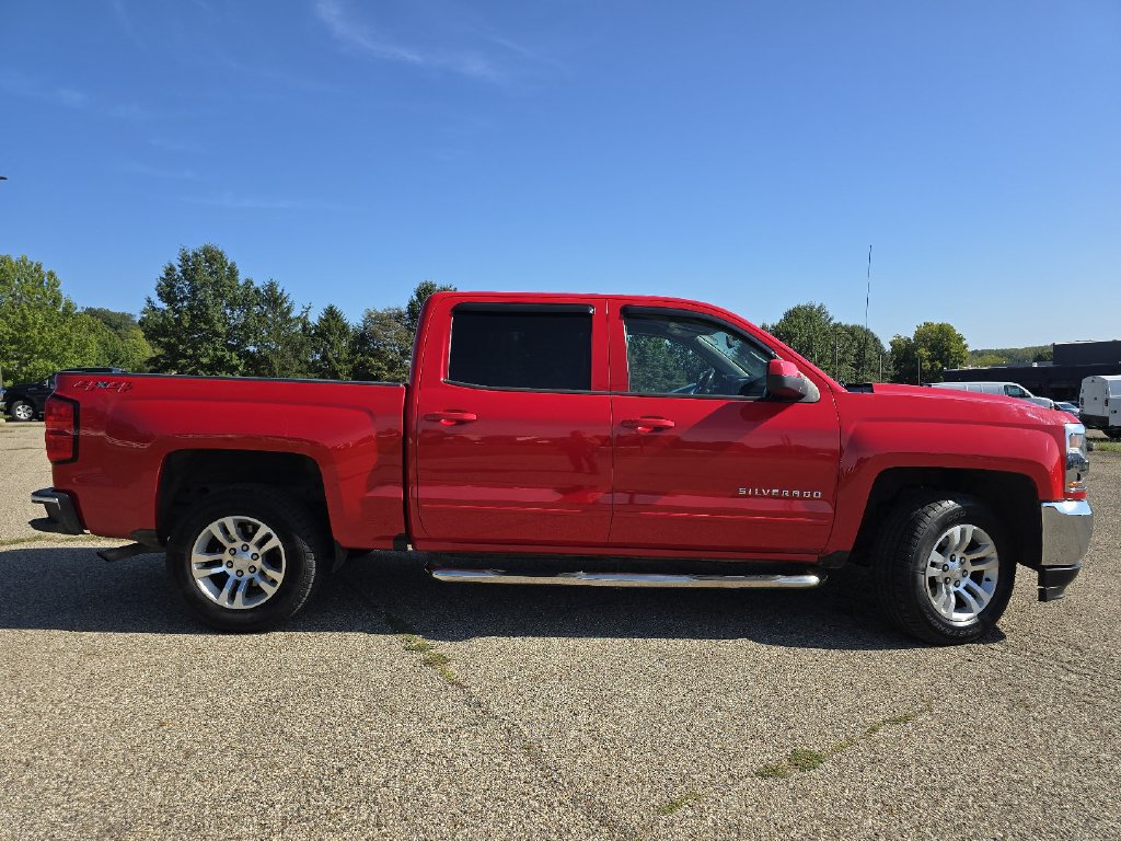 Used 2018 Chevrolet Silverado 1500 LT w/ All Star Edition AWD/4WD image 20