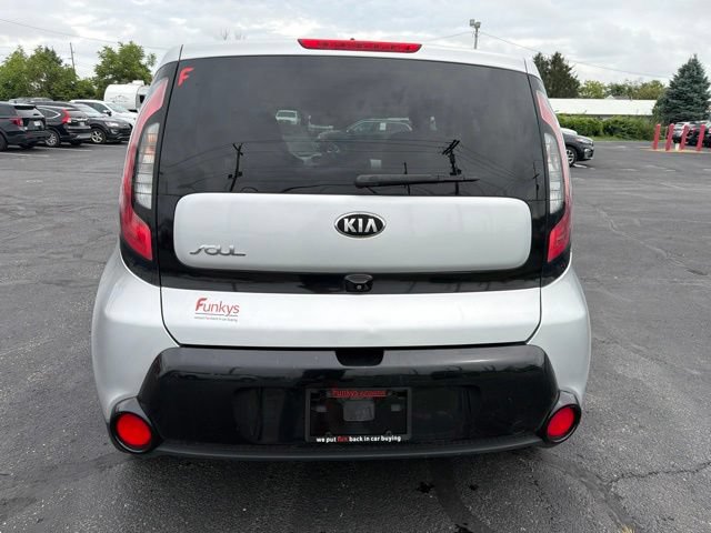 Used 2016 Kia Soul + FWD image 6