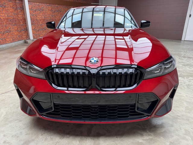 Used 2026 BMW 330i xDrive Sedan w/ M Sport Package AWD/4WD image 8