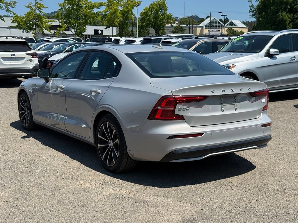 Used 2023 Volvo S60 T8 Core AWD/4WD image 3