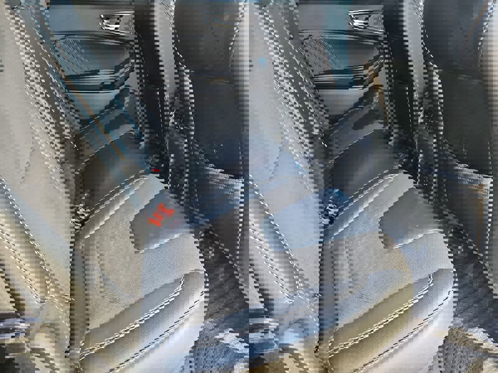 Used 2021 Ford Edge ST image 21